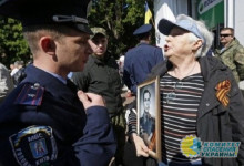 Полиция Киева обещает бороться с георгиевскими лентами и знаменами Победы 9 мая