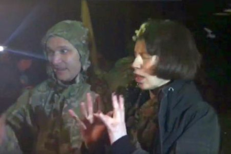 Блокировщики Донбасса забросали одиозного нардепа Татьяну Черновол яйцами