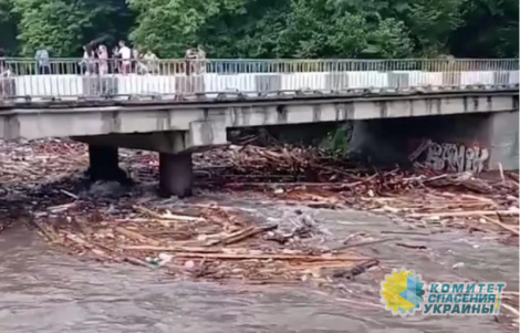 В Закарпатье снова паводок