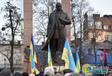 Во Львове опять требуют вернуть Бандере звание Героя Украины