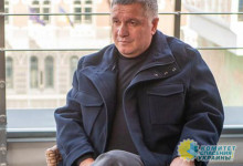 Аваков: Зеленский угодил в ловушку