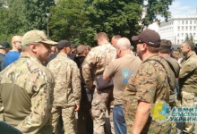Владимир Олейник: Ненависть к Порошенко в Украине становится всеобщей
