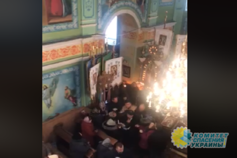 Украинские раскольники не поделили церковь и устроили драку