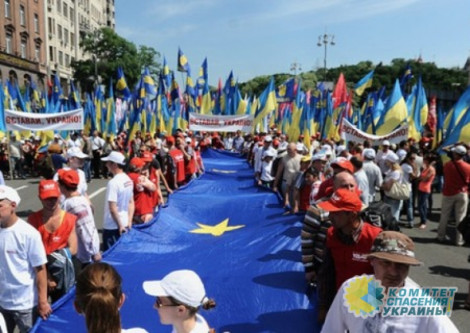 Парламент Украины предложил объединить День Европы и 9 мая