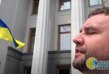 Вятрович рассказал украинцам, с кем им можно занимать сексом, а с кем – нет