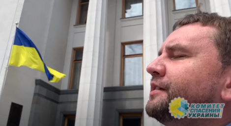 Вятрович рассказал украинцам, с кем им можно занимать сексом, а с кем – нет