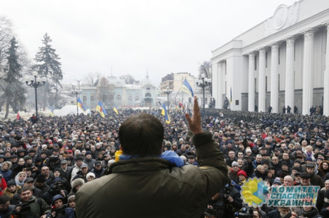 Саакашвили анонсирует возобновление митингов в Киеве против Порошенко