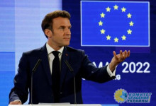 Макрон: Украина самостоятельно должна решать свои проблемы