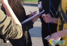 Соцопрос: Работу Порошенко не одобряет 80% украинцев