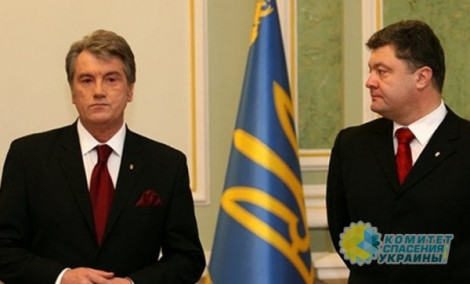 Азаров отметил запоздалое прозрение кума Порошенко