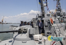 «Перспективы» ВМС Украины и металлолом от Петра Порошенко