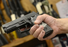 Во Львове рекламируют контрактную армию: офицер застрелил солдата