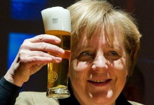 Депутаты ВР просят Меркель и Клинтон помочь освободить Савченко