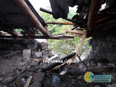 В Зайцево в результате массированного обстрела боевиками ВСУ разрушено и повреждено множество домов