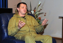 «Герой» АТО Семенченко подделал себе документы