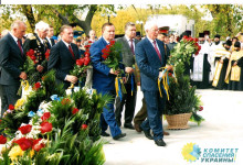Николай Азаров поздравил луганчан с 75-й годовщиной освобождения Луганска, Краснодона и многих других городов Луганской области от фашистов