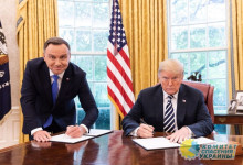 В Сети высмеяли фото Трампа с президентом Польши