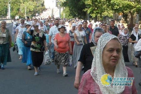 Свидомые призывают превратить Всеукраинский крестный ход в кровавую кашу