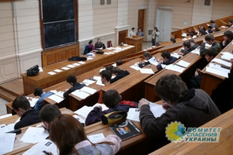 Украинское правительство: Студентам не нужны ни стипендии, ни дипломы