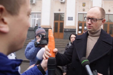 Владимир Корнилов: Яценюк имел неосторожность появиться в программе HardTalk на Би-Би-Си