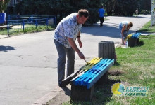 В Киеве начали зачищать жовто-блакитную плесень